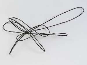 GROSSE WANDSCHLAUFE - 2015,
Eisen geschmiedet (Unikat),
200 x 120 x 50 cm,
Foto © Norbert Artner, Linz Kutschera-Bischof Gabriele