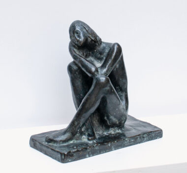 KLEINE KAUERNDE - um 1930, Bronze posthum, 7 Exemplare, H 25,5 B 13,5 T 26,5 cm, WVZ 29 Wotruba Fritz