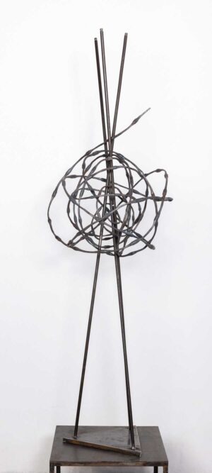 KNÄUELSTELE - 2025, Eisen geschmiedet (Unikat), 182 x 51 x 56 cm Kutschera Gabriele
