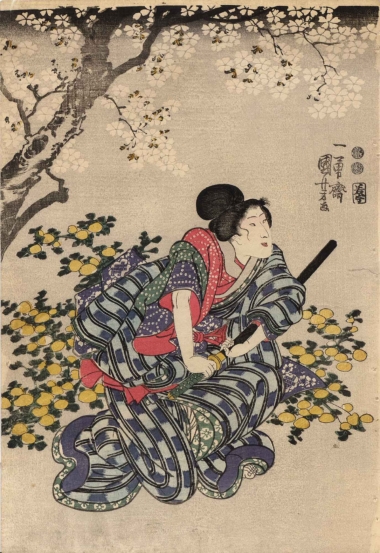 SCHAUSPIELER IN WEIBLICHER ROLLE UNTER PFLAUMENBLÜTEN - 1849, Japanischer Farbholzschnitt, 36,5 x 25 cm Kuniyoshi Utagawa